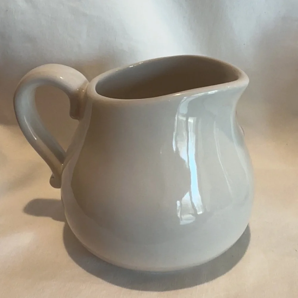 Rae Dunn Cream & Sugar Set